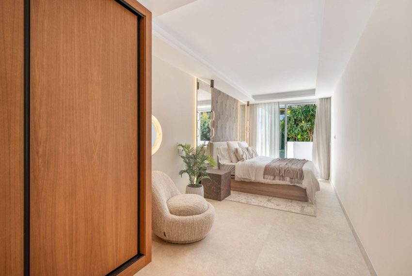 R5353525-Apartment-For-Sale-Nueva-Andalucia-Ground-Floor-Apartment-3-Beds-126-Built-11