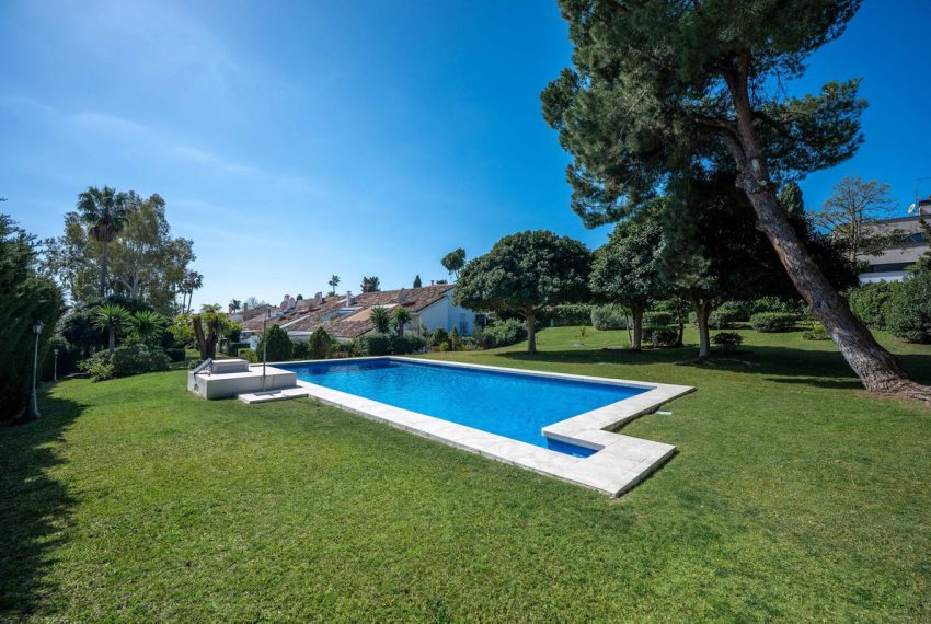 R5353525-Apartment-For-Sale-Nueva-Andalucia-Ground-Floor-Apartment-3-Beds-126-Built-16
