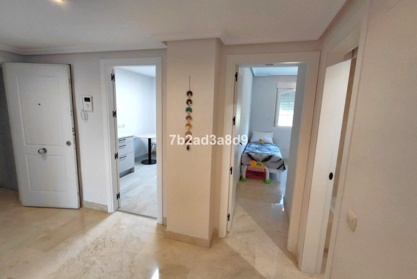 R5353675-Apartment-For-Sale-Nagueles-Middle-Floor-Apartment-2-Beds-120-Built-12
