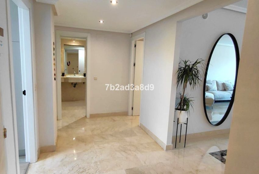 R5353675-Apartment-For-Sale-Nagueles-Middle-Floor-Apartment-2-Beds-120-Built-13