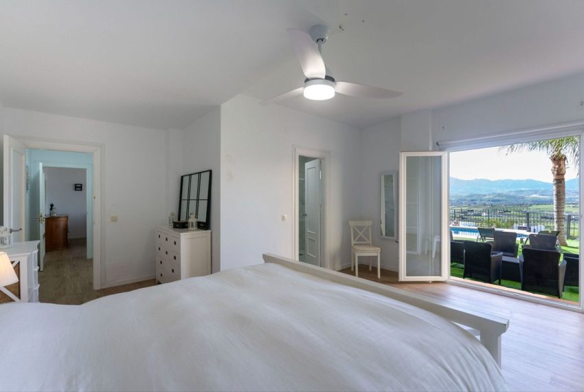 R5354557-House-For-Sale-Coin-Detached-Villa-5-Beds-285-Built-17