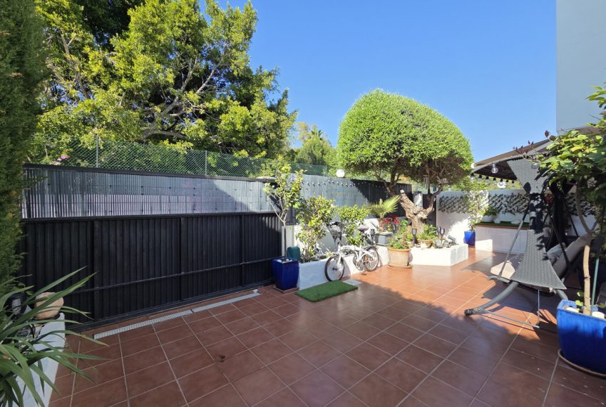 R5354653-House-For-Sale-Nagueles-Townhouse-4-Beds-181-Built-10