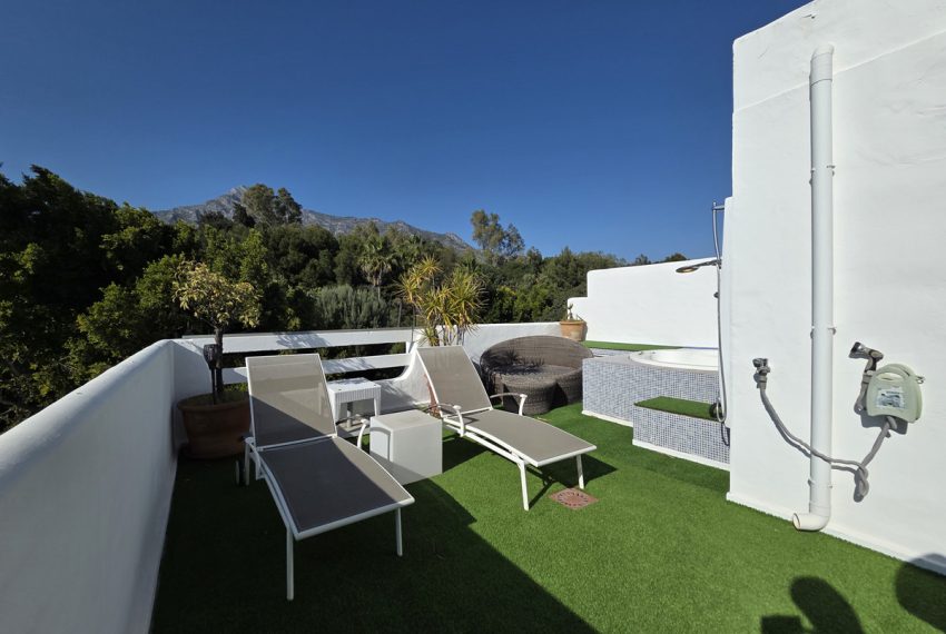 R5354653-House-For-Sale-Nagueles-Townhouse-4-Beds-181-Built-16