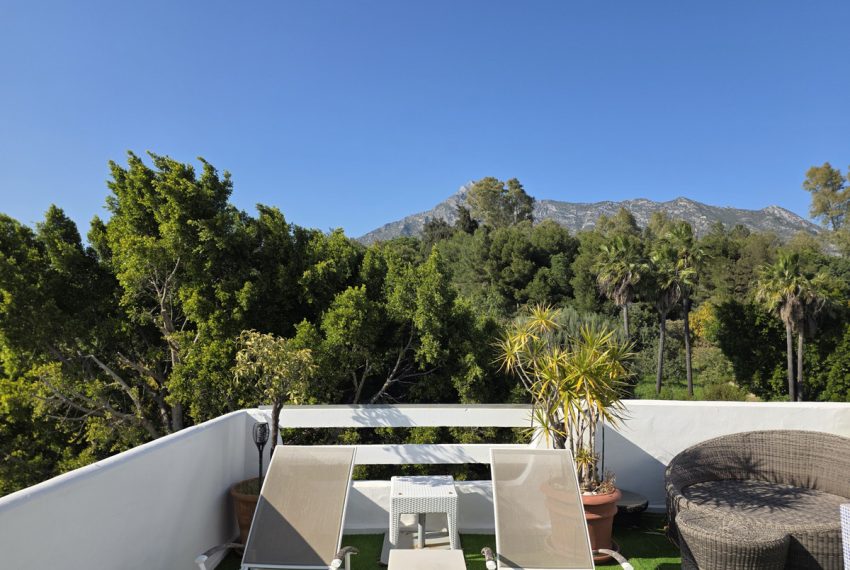 R5354653-House-For-Sale-Nagueles-Townhouse-4-Beds-181-Built-17