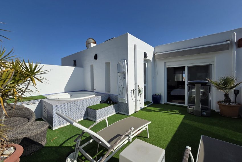 R5354653-House-For-Sale-Nagueles-Townhouse-4-Beds-181-Built-18