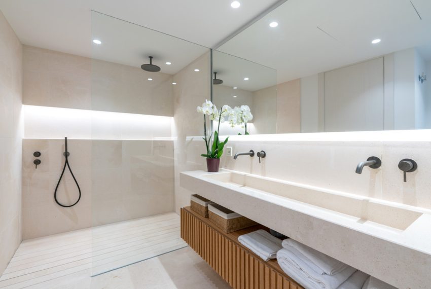 R5354806-House-For-Sale-The-Golden-Mile-Semi-Detached-House-5-Beds-220-Built-15