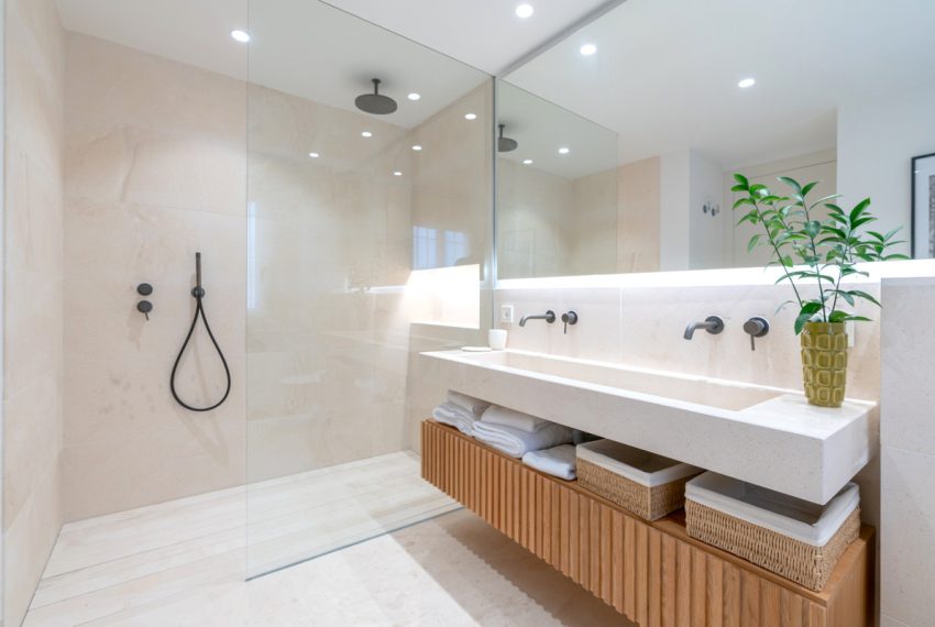 R5354806-House-For-Sale-The-Golden-Mile-Semi-Detached-House-5-Beds-220-Built-19