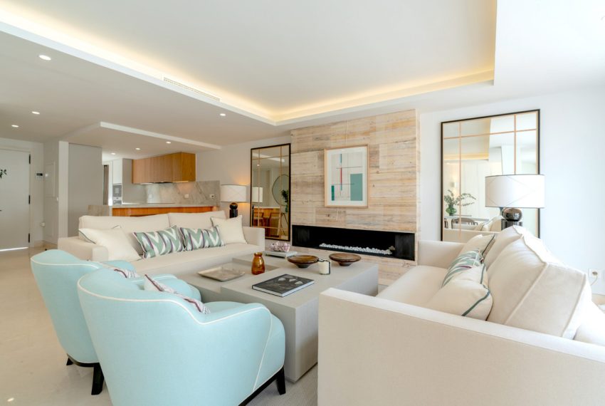 R5354806-House-For-Sale-The-Golden-Mile-Semi-Detached-House-5-Beds-220-Built-2