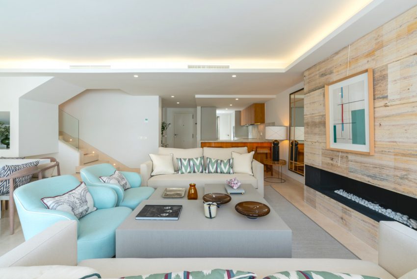 R5354806-House-For-Sale-The-Golden-Mile-Semi-Detached-House-5-Beds-220-Built-5