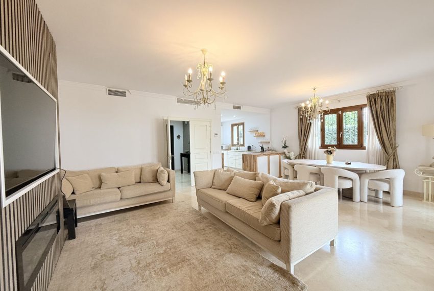 R5354884-House-For-Sale-El-Paraiso-Townhouse-4-Beds-155-Built-8
