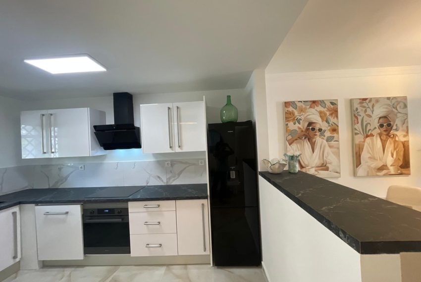 R5354917-Apartment-For-Sale-Aloha-Ground-Floor-Apartment-2-Beds-99-Built-15