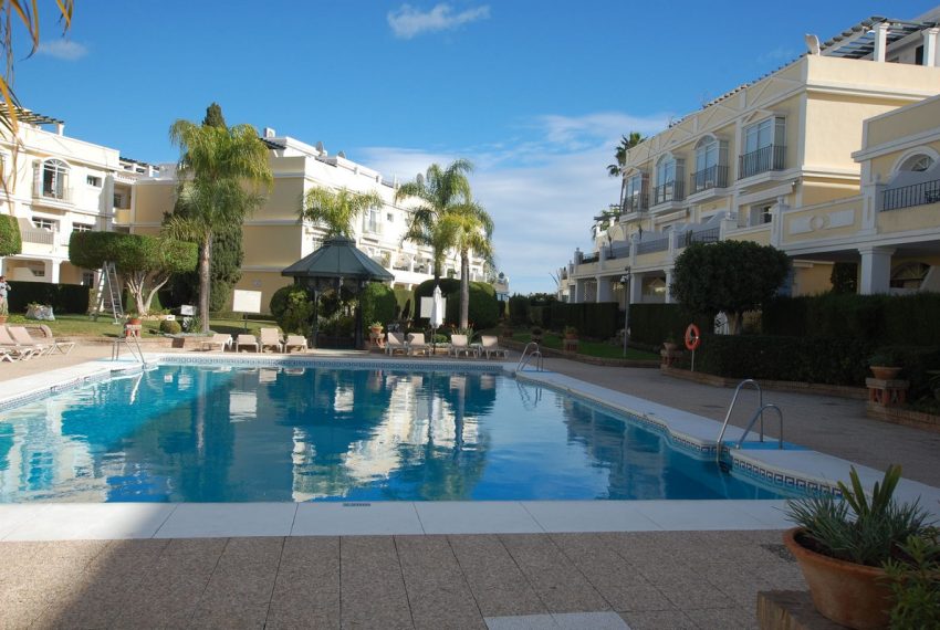 R5354917-Apartment-For-Sale-Aloha-Ground-Floor-Apartment-2-Beds-99-Built-4
