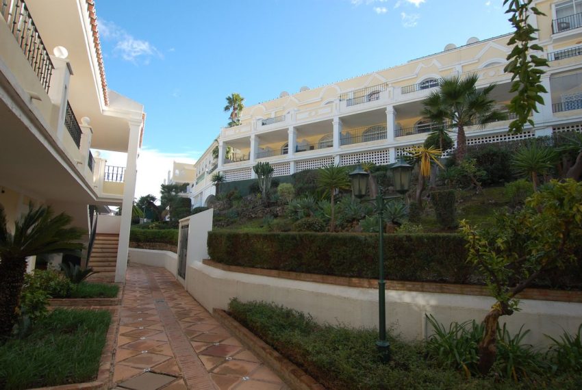 R5354917-Apartment-For-Sale-Aloha-Ground-Floor-Apartment-2-Beds-99-Built-7