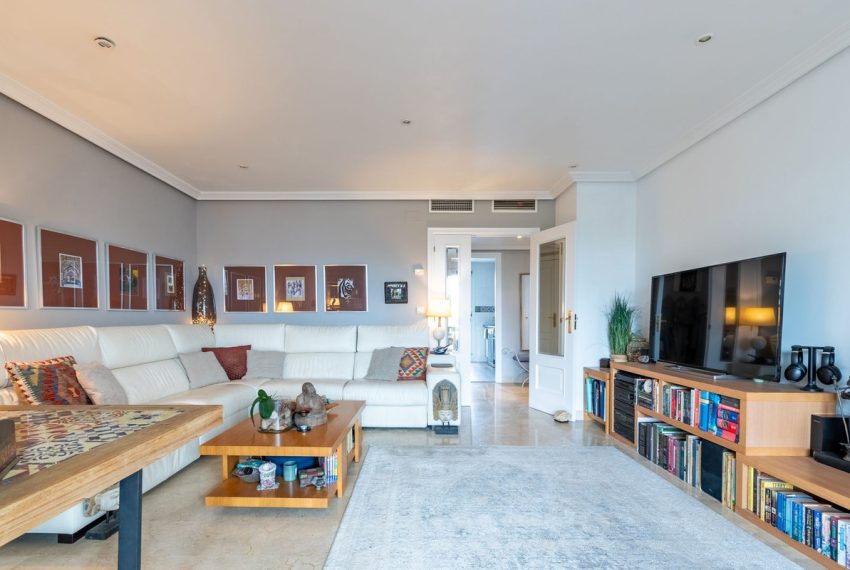 R5355067-Apartment-For-Sale-Estepona-Middle-Floor-Apartment-3-Beds-121-Built-16
