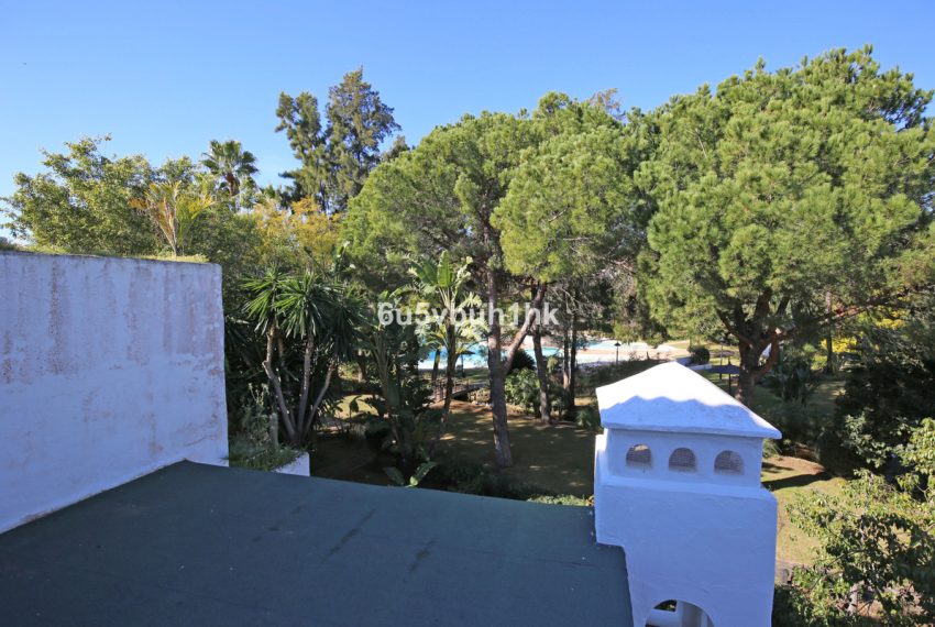 R3357841-Apartment-For-Sale-New-Golden-Mile-Penthouse-4-Beds-312-Built-13