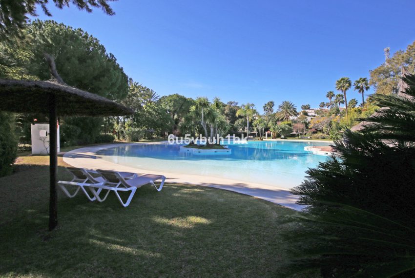 R3357841-Apartment-For-Sale-New-Golden-Mile-Penthouse-4-Beds-312-Built-8