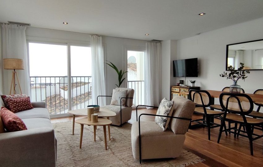 R4353700-Apartment-For-Sale-Puerto-Banus-Middle-Floor-Apartment-2-Beds-123-Built