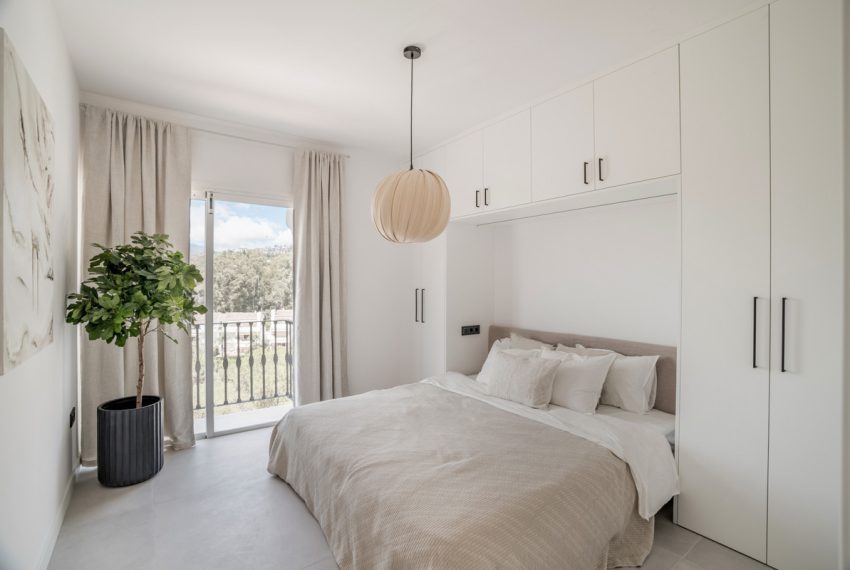 R4711852-Apartment-For-Sale-La-Quinta-Middle-Floor-Apartment-3-Beds-107-Built-1