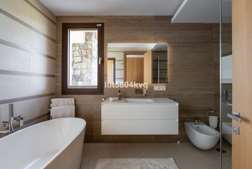 R4990222-Apartment-For-Sale-Benahavis-Ground-Floor-Apartment-3-Beds-214-Built-12