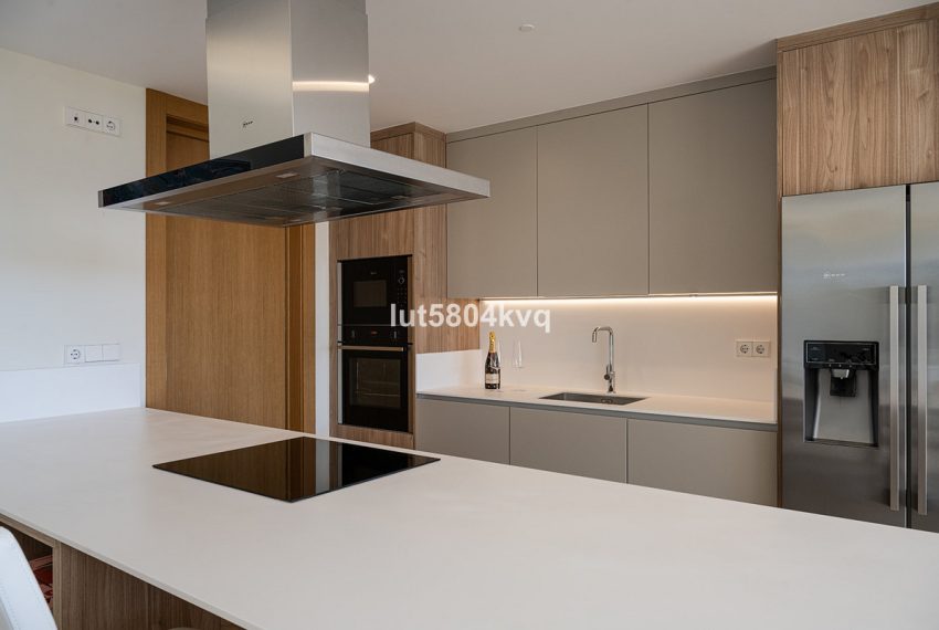 R4990222-Apartment-For-Sale-Benahavis-Ground-Floor-Apartment-3-Beds-214-Built-2