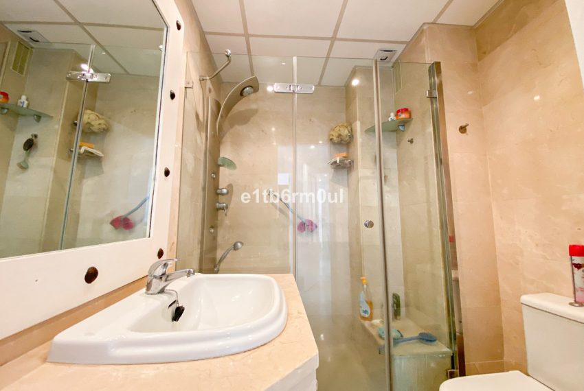 R4994149-Apartment-For-Sale-The-Golden-Mile-Penthouse-Duplex-3-Beds-164-Built-6