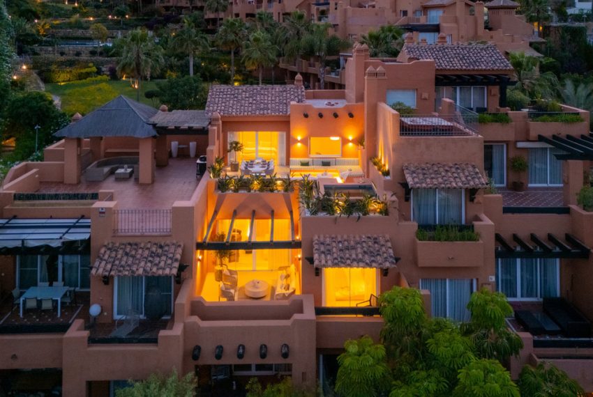 R5056444-Apartment-For-Sale-Nueva-Andalucia-Penthouse-Duplex-4-Beds-320-Built-16