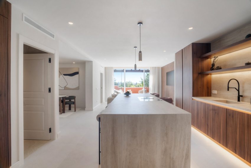 R5056444-Apartment-For-Sale-Nueva-Andalucia-Penthouse-Duplex-4-Beds-320-Built-17