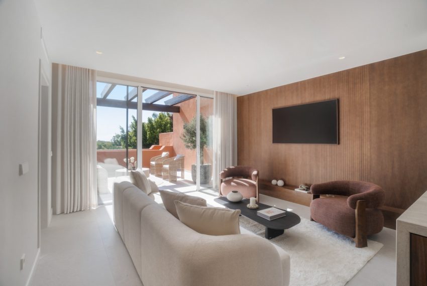 R5056444-Apartment-For-Sale-Nueva-Andalucia-Penthouse-Duplex-4-Beds-320-Built-18