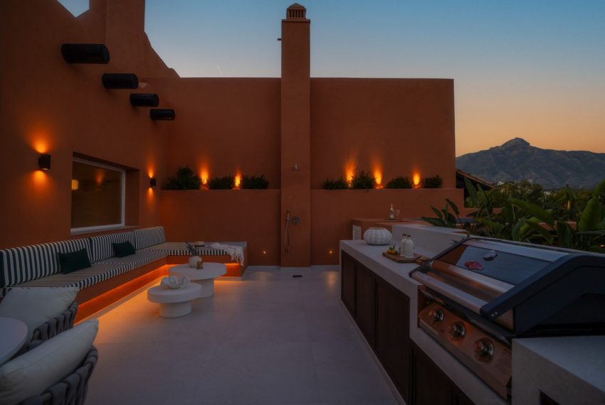 R5056444-Apartment-For-Sale-Nueva-Andalucia-Penthouse-Duplex-4-Beds-320-Built-7