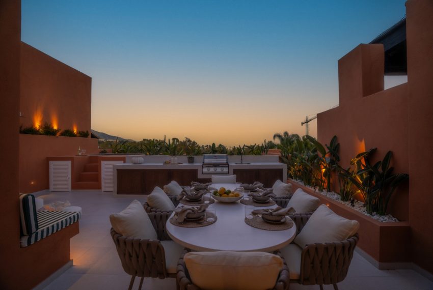 R5056444-Apartment-For-Sale-Nueva-Andalucia-Penthouse-Duplex-4-Beds-320-Built-9