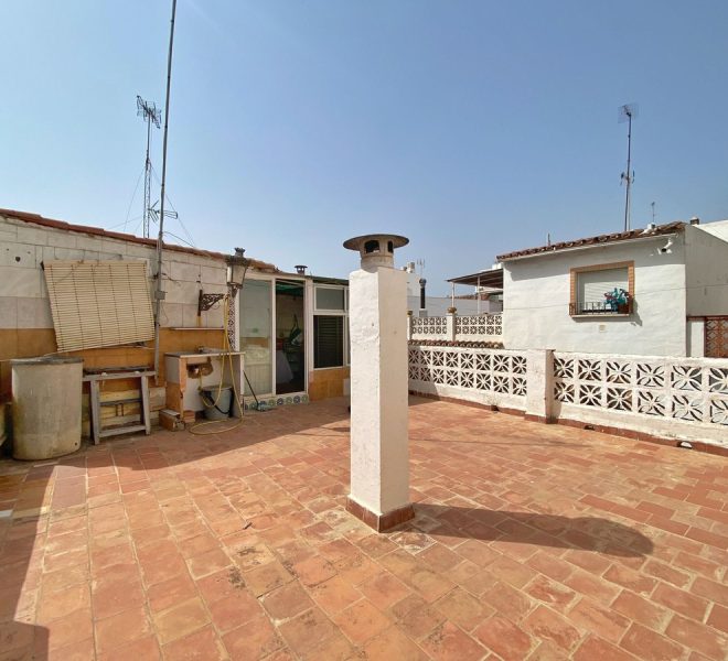 R5144986-Image 1-Townhouse - 3 Beds - 143 Built
