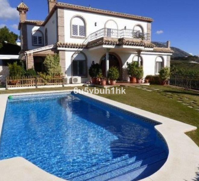 R5155876-Image 1-Detached Villa - 4 Beds - 483 Built