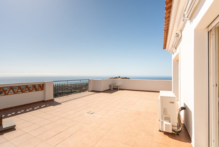 R5188114-Apartment-For-Sale-Calahonda-Penthouse-2-Beds-210-Built-11
