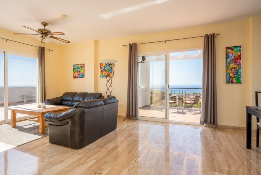 R5188114-Apartment-For-Sale-Calahonda-Penthouse-2-Beds-210-Built-3