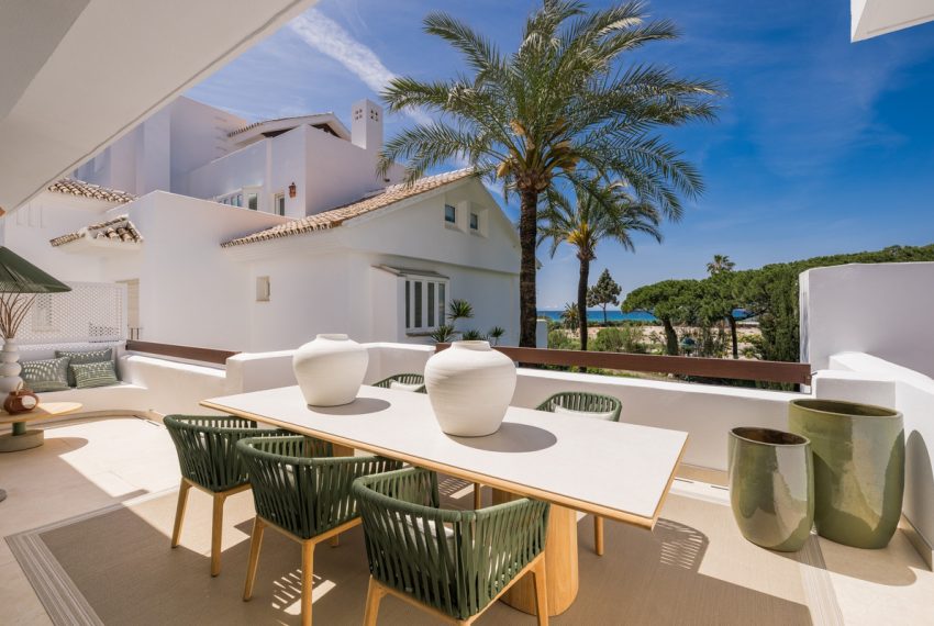 R5248165-Apartment-For-Sale-Marbella-Middle-Floor-Apartment-3-Beds-160-Built-1