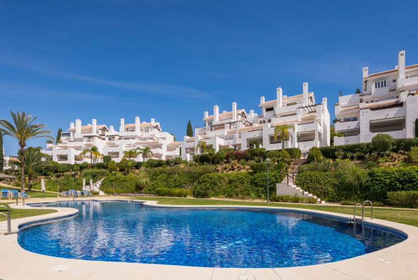 R5248165-Apartment-For-Sale-Marbella-Middle-Floor-Apartment-3-Beds-160-Built