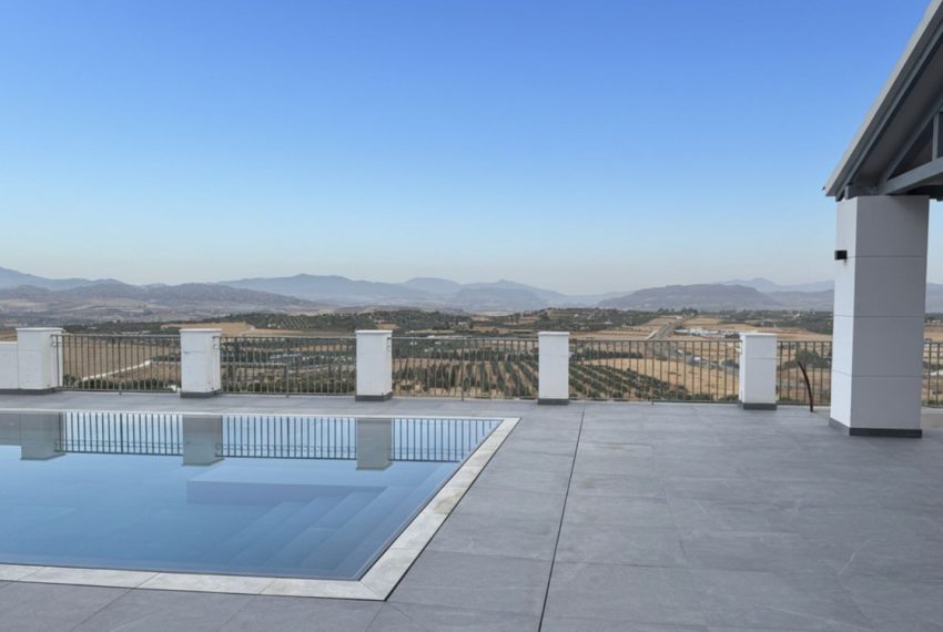 R5256418-House-For-Sale-Coin-Detached-Villa-4-Beds-527-Built-8