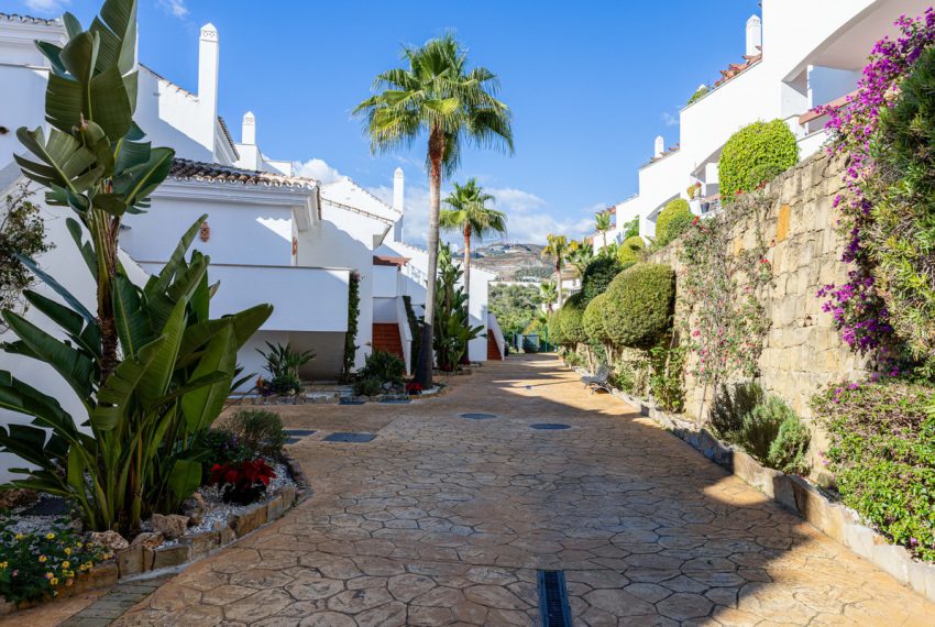 R5256679-Apartment-For-Sale-Nueva-Andalucia-Middle-Floor-Apartment-2-Beds-95-Built-14