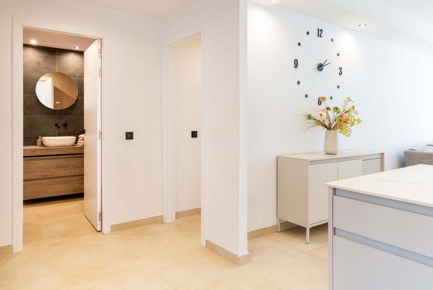 R5256679-Apartment-For-Sale-Nueva-Andalucia-Middle-Floor-Apartment-2-Beds-95-Built-19