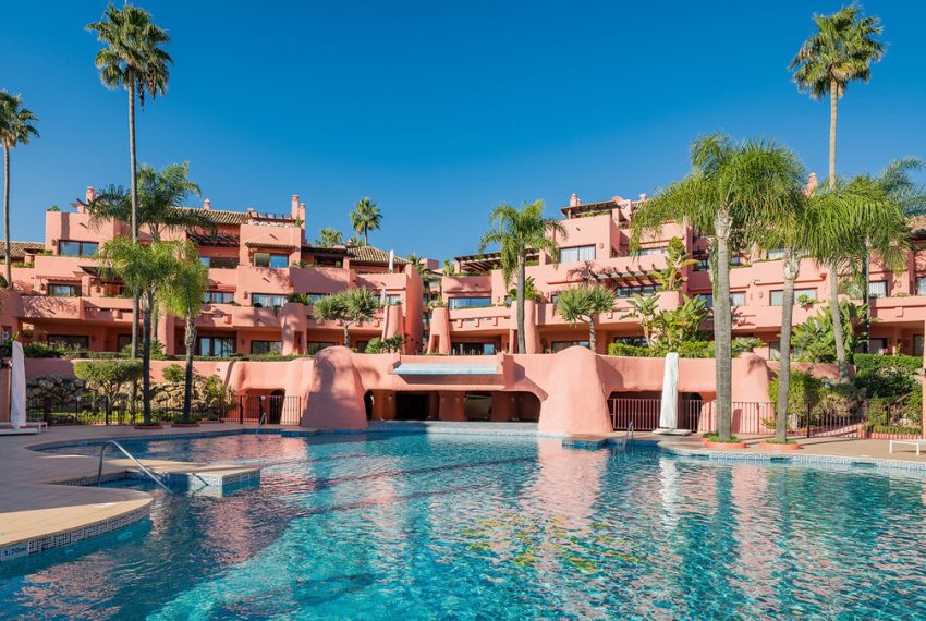 R5257156-Apartment-For-Sale-Estepona-Penthouse-3-Beds-163-Built