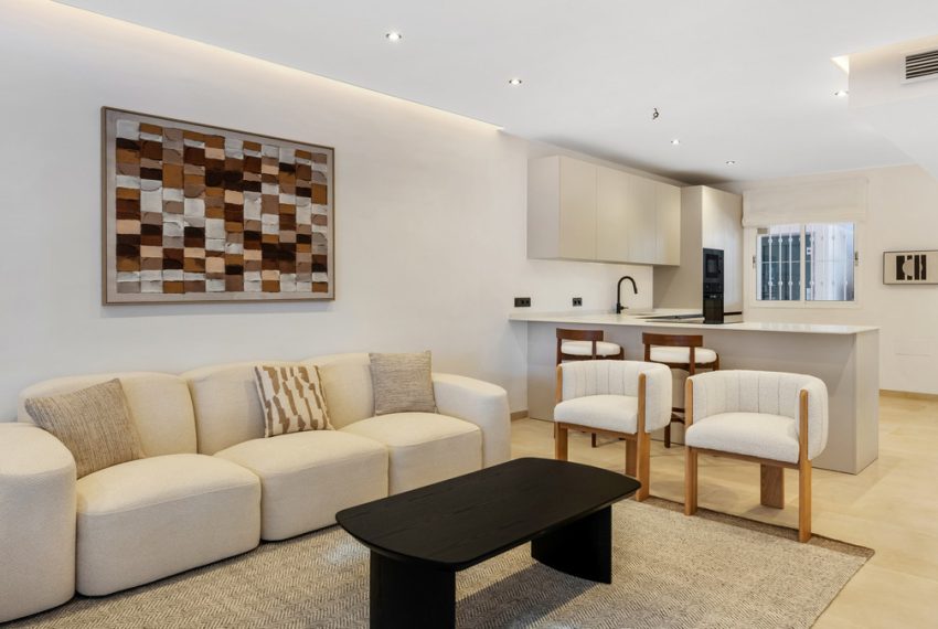 R5290000-Apartment-For-Sale-Nueva-Andalucia-Middle-Floor-Apartment-3-Beds-117-Built