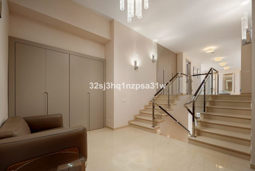 R5299852-Apartment-For-Sale-Marbella-Ground-Floor-Apartment-6-Beds-420-Built-10