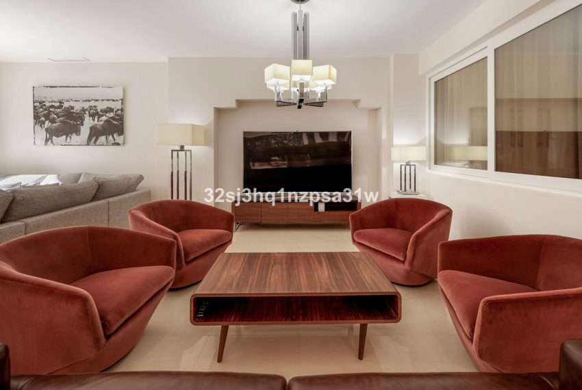 R5299852-Apartment-For-Sale-Marbella-Ground-Floor-Apartment-6-Beds-420-Built-5