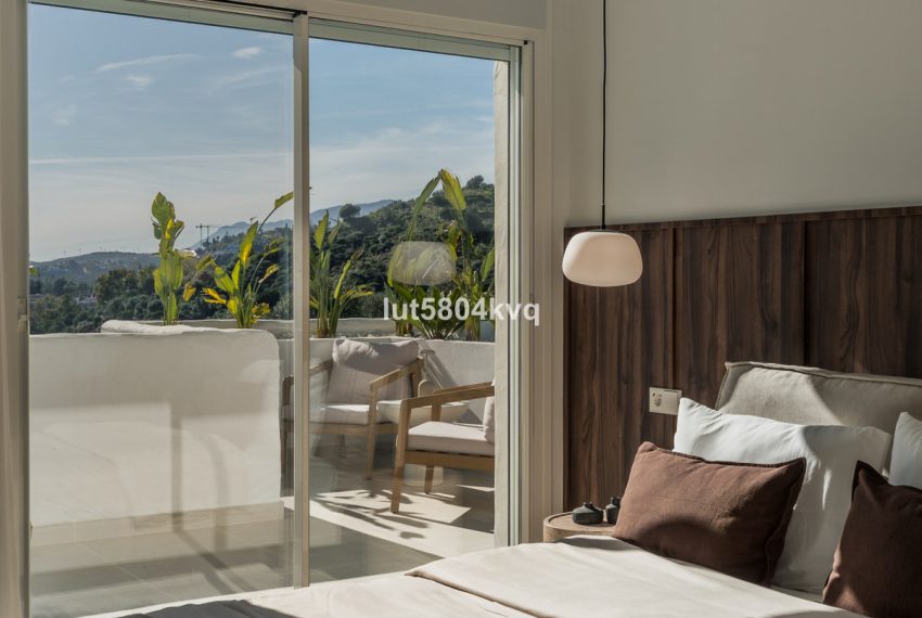 R5321377-Apartment-For-Sale-Nueva-Andalucia-Penthouse-Duplex-3-Beds-245-Built-18