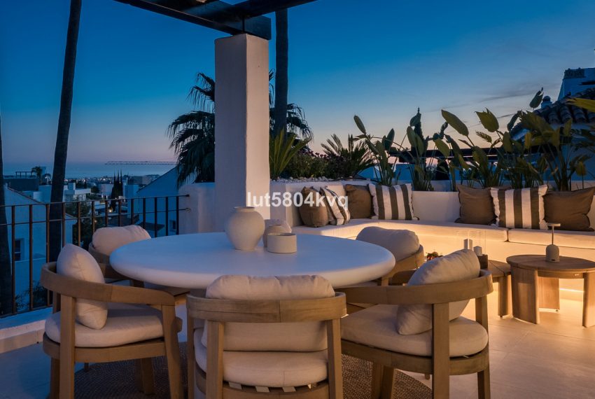 R5321377-Apartment-For-Sale-Nueva-Andalucia-Penthouse-Duplex-3-Beds-245-Built-3