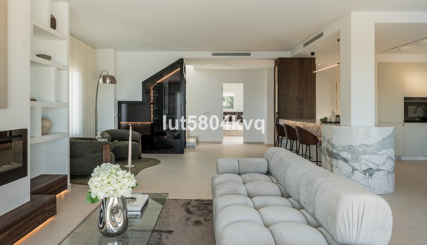 R5321377-Apartment-For-Sale-Nueva-Andalucia-Penthouse-Duplex-3-Beds-245-Built-8