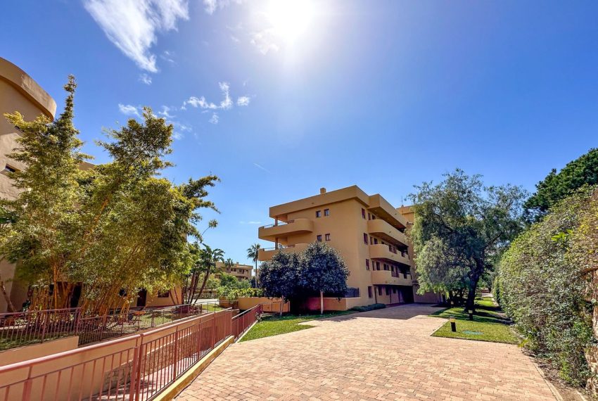 R5327449-Apartment-For-Sale-La-Cala-de-Mijas-Penthouse-2-Beds-106-Built-18