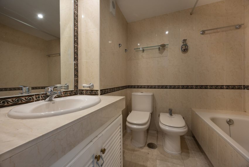R5336584-Apartment-For-Sale-Nueva-Andalucia-Middle-Floor-Apartment-2-Beds-83-Built-13