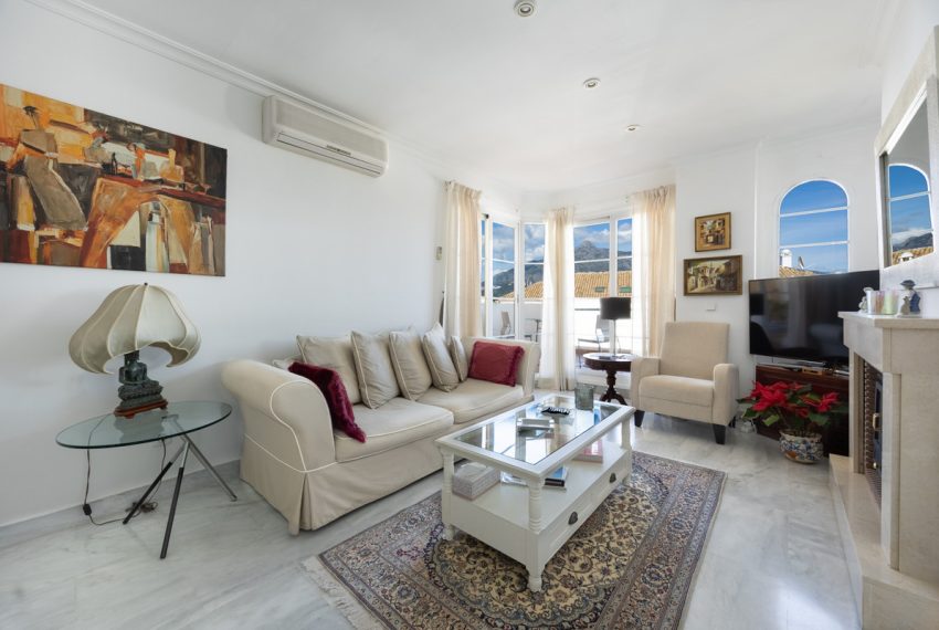 R5336584-Apartment-For-Sale-Nueva-Andalucia-Middle-Floor-Apartment-2-Beds-83-Built