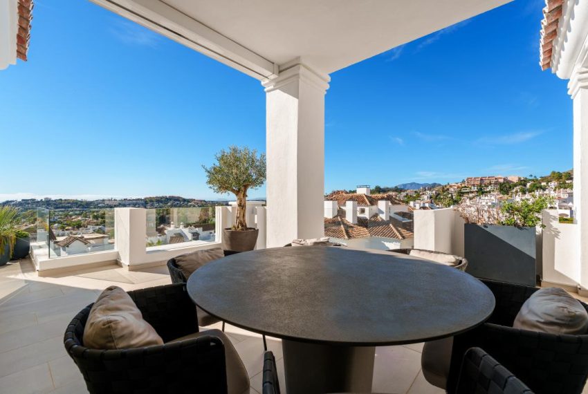 R5347582-Apartment-For-Sale-Aloha-Penthouse-Duplex-3-Beds-266-Built-15
